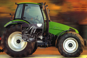 Tractor with Haegele cab suspension | © Hägele GmbH - Cleanfix